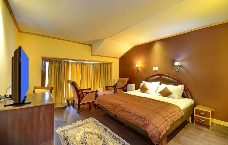 Hotel Khaleel Palace Gulmarg