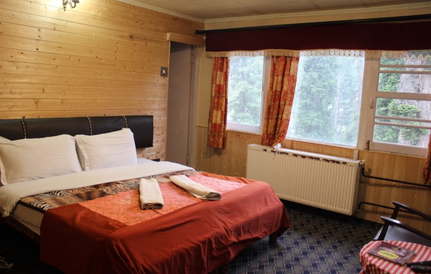 Standard Room with Breakfast