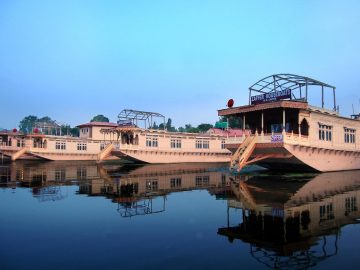 Zaffer Group of Houseboats Dal Lake Srinagar